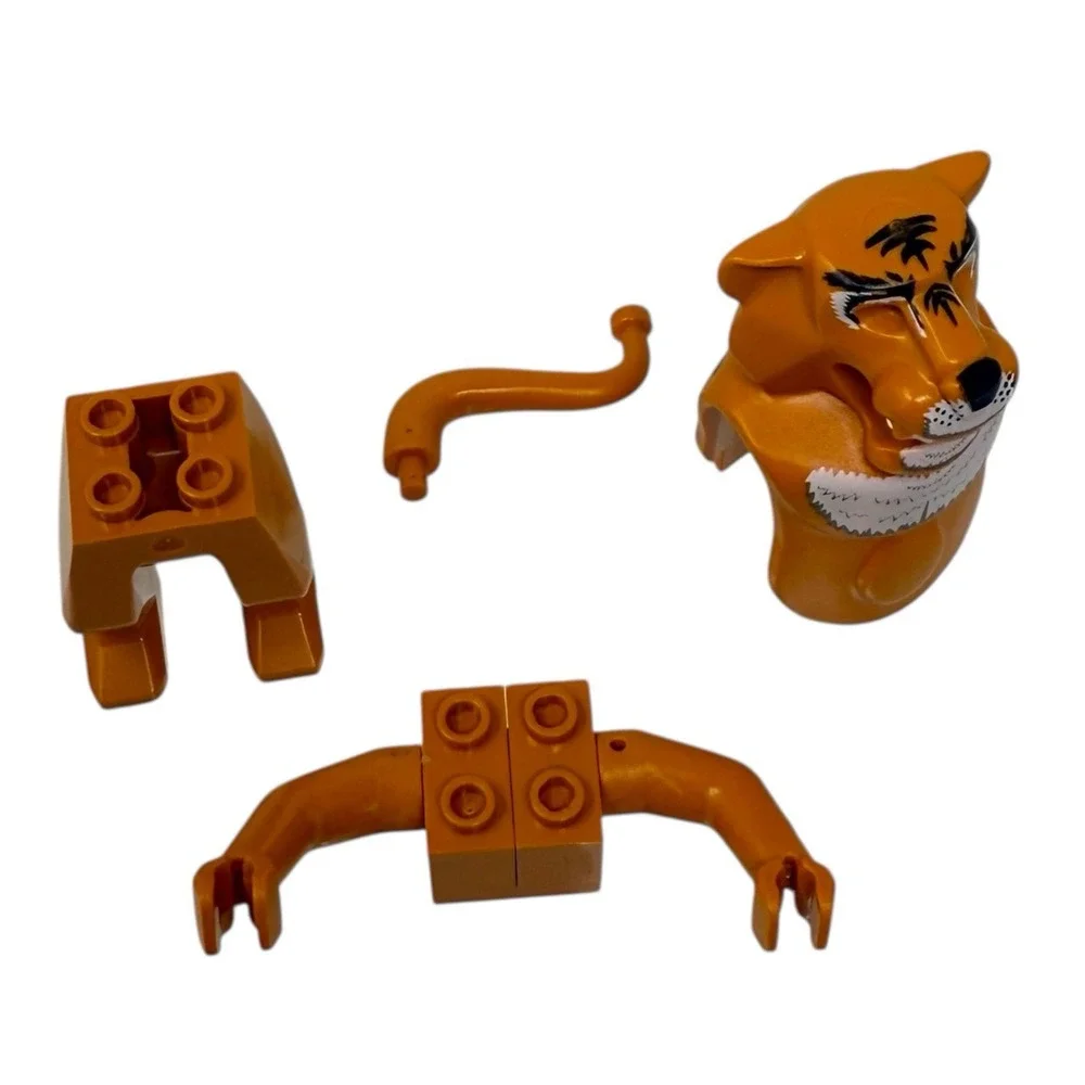 LEGO Tygurah Tiger Minifigure from 7411 Orient Expedition‎